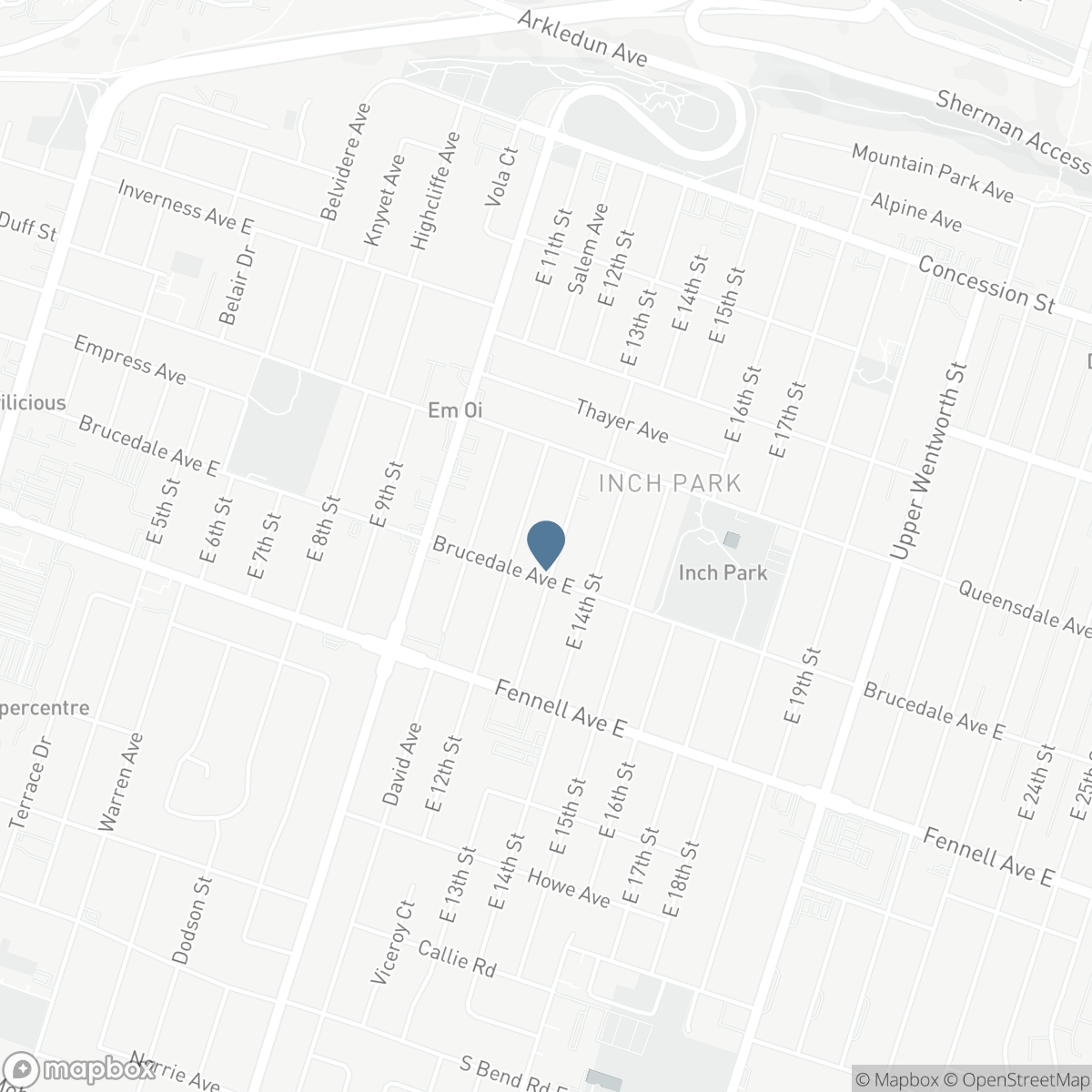 220 EAST 13TH STREET, Hamilton, Ontario L9A 3Z7